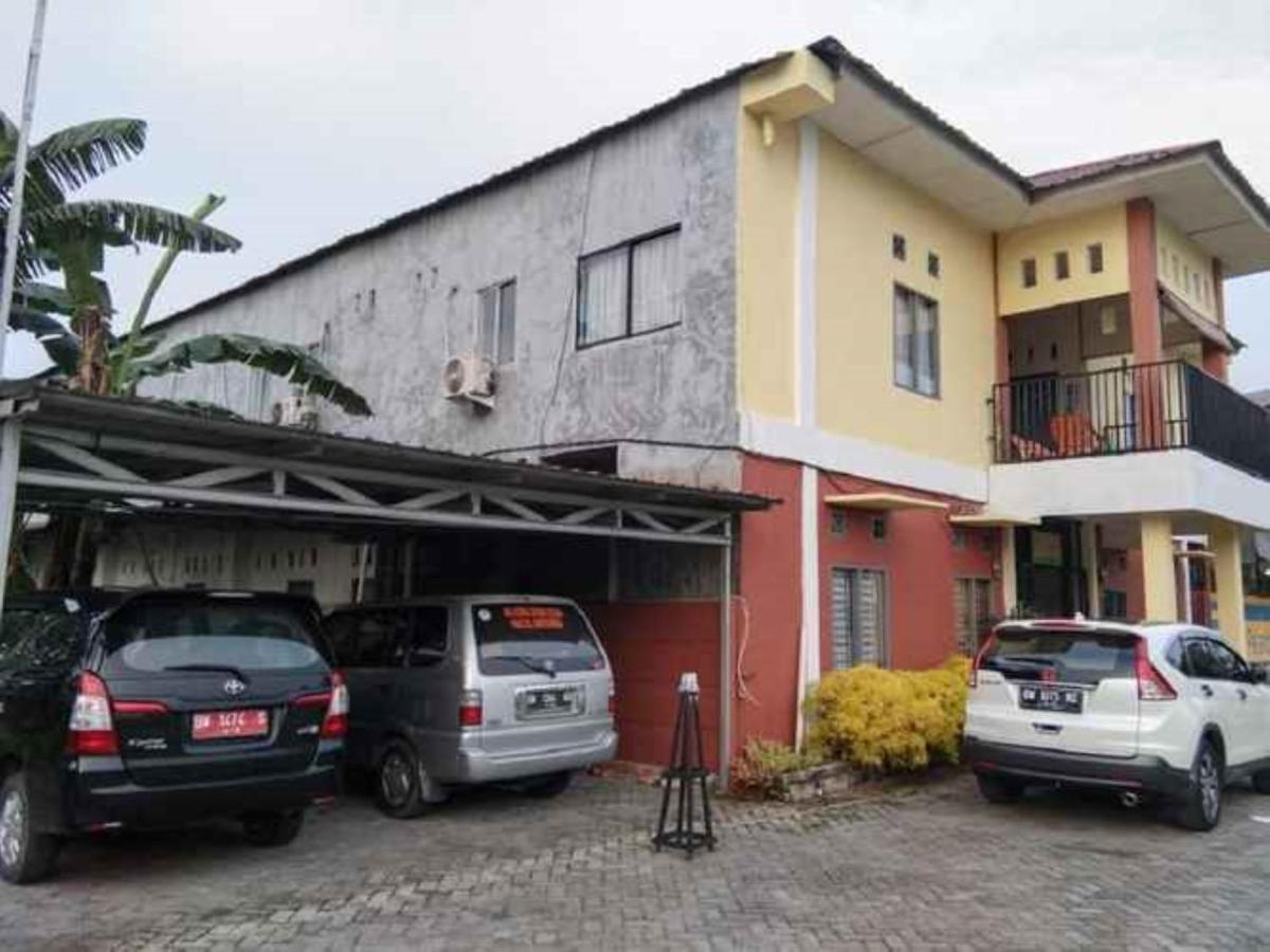 Penginapan Syariah Parit  Exteriör bild