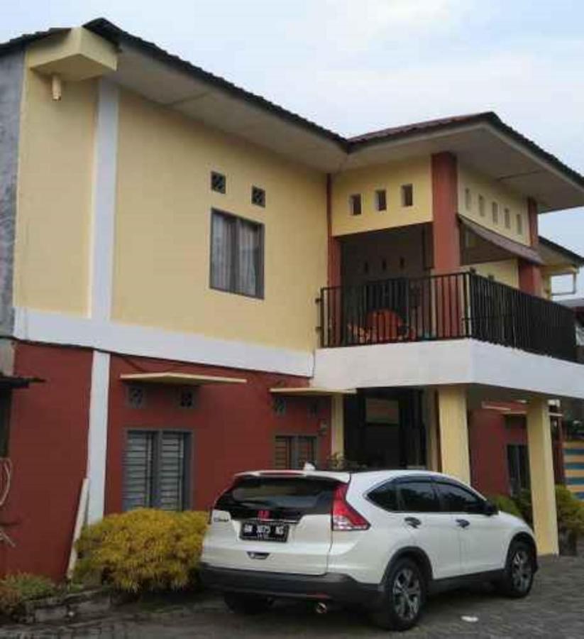 Penginapan Syariah Parit  Exteriör bild