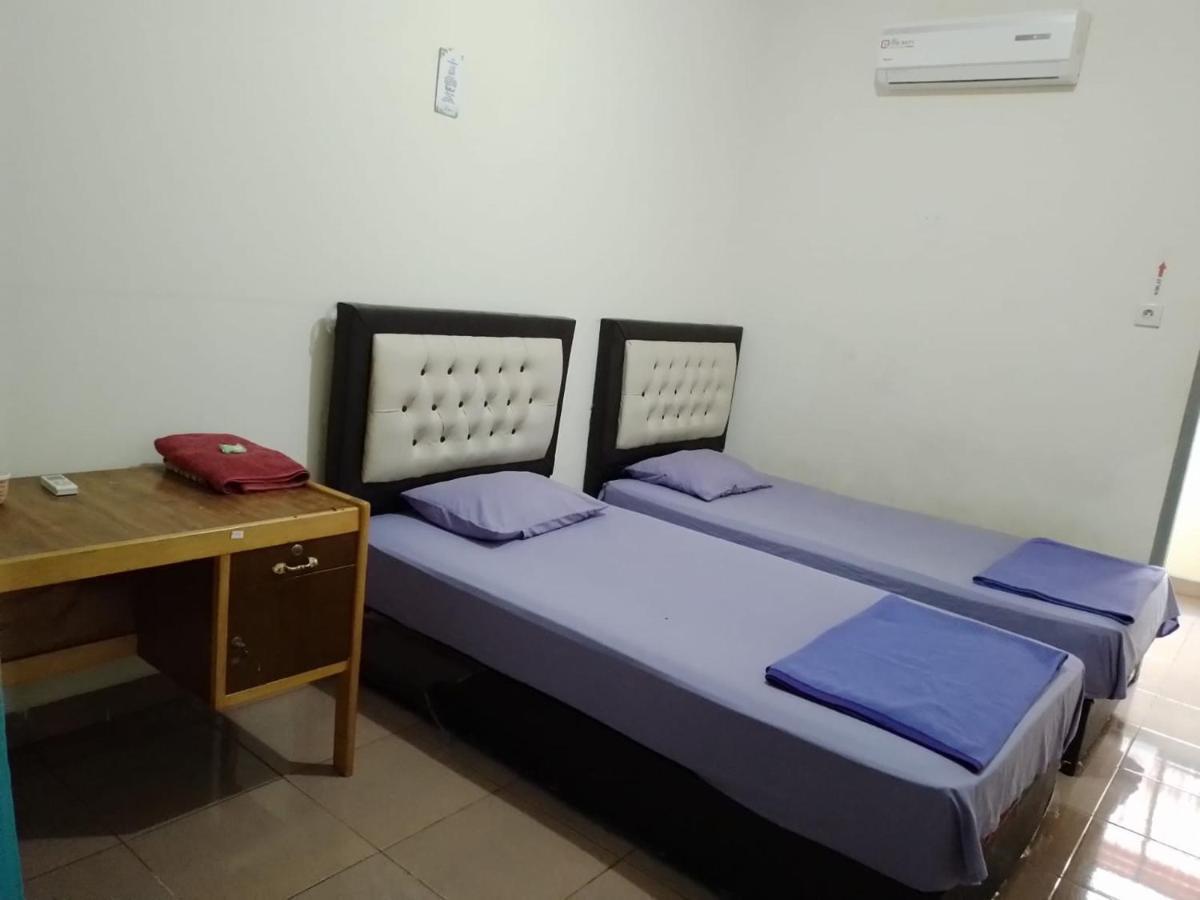 Penginapan Syariah Parit  Exteriör bild
